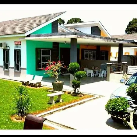 Taiping Homestay Husna Afina Luaran gambar